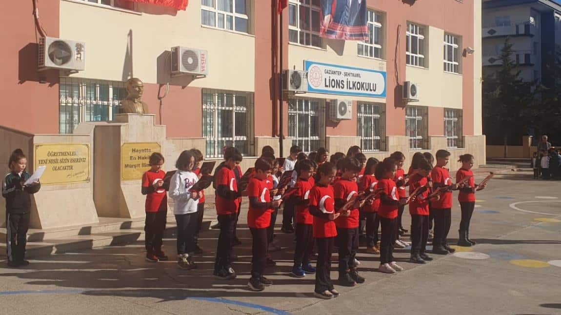 Okulumuz, Gaziantep'in kurtuluşunun yıl dönümünü kutluyor.